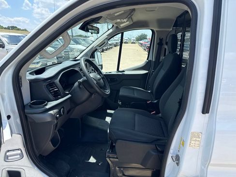 Used 2024 Ford Transit 250 Low Roof w/ Exterior Upgrade Package RWD image 18