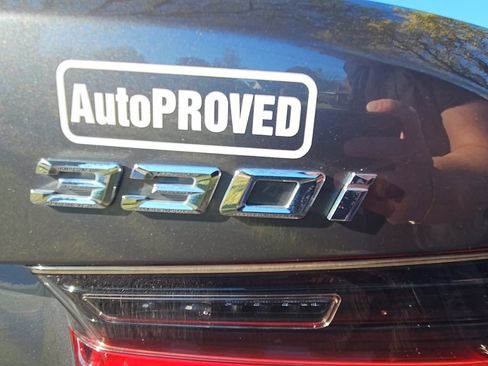 Used 2021 BMW 330i Sedan w/ Premium Package image 13