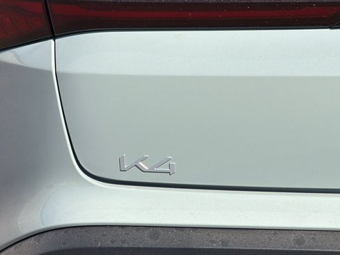 New 2026 Kia K4 FWD image 20