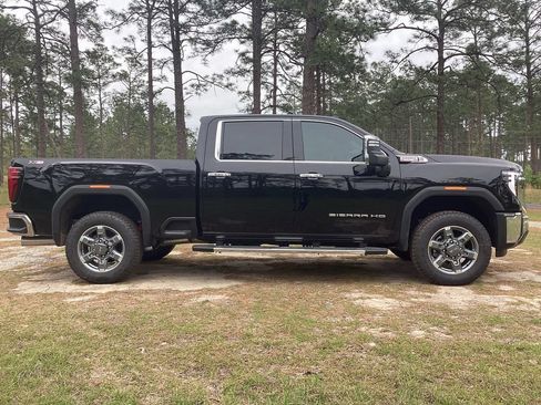New 2026 GMC Sierra 2500 SLT w/ SLT Premium Package AWD/4WD image 6