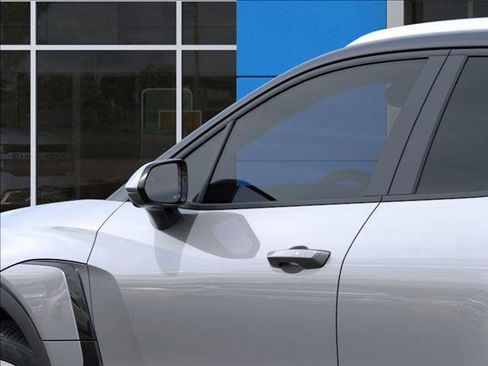 New 2026 Chevrolet Blazer EV LT image 12