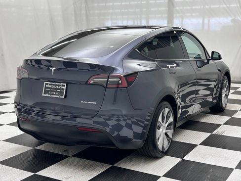Used 2023 Tesla Model Y Long Range AWD/4WD image 7