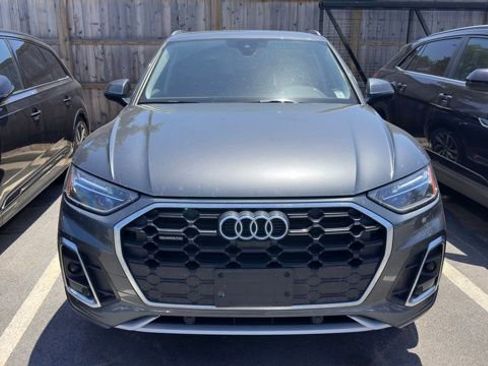 Used 2023 Audi Q5 2.0T Premium Plus w/ Premium Plus Package AWD/4WD image 11