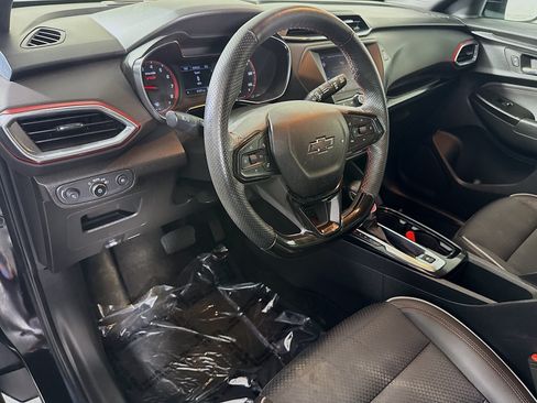Used 2022 Chevrolet TrailBlazer RS FWD image 23