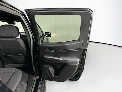 Used 2024 Chevrolet Colorado LT w/ LT Convenience Package image 27