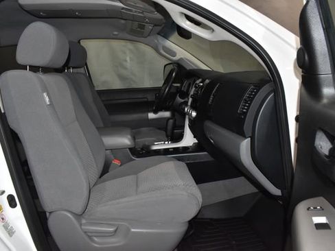 Used 2008 Toyota Tundra Base image 18