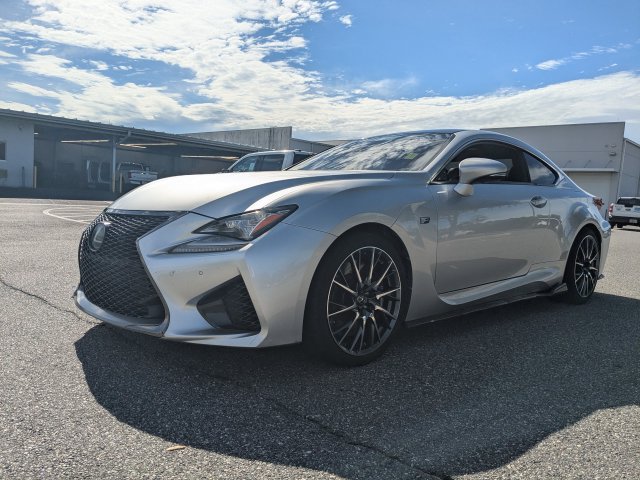 Used 2015 Lexus RC F w/ Performance Package RWD image 7