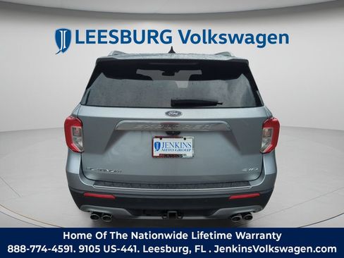 Used 2022 Ford Explorer Platinum w/ Equipment Group 601A AWD/4WD image 7