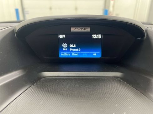 Used 2017 Ford Escape SE FWD image 14