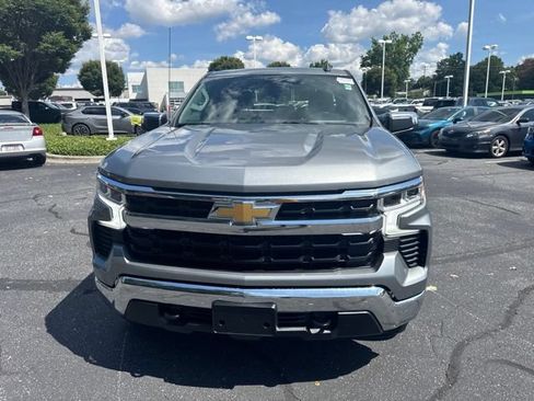 Used 2023 Chevrolet Silverado 1500 LT AWD/4WD image 10