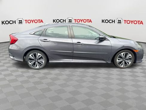 Used 2016 Honda Civic EX-T image 9