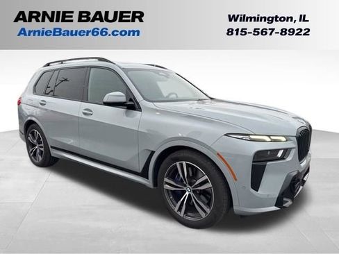 Used 2024 BMW X7 xDrive40i w/ M Sport Package image 1