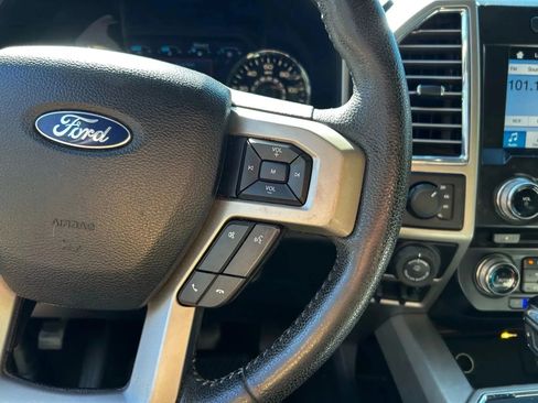 Used 2016 Ford F150 Lariat w/ Equipment Group 502A Luxury AWD/4WD image 17