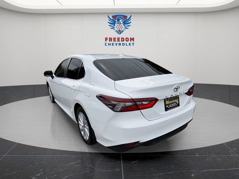 Used 2024 Toyota Camry LE FWD image 5