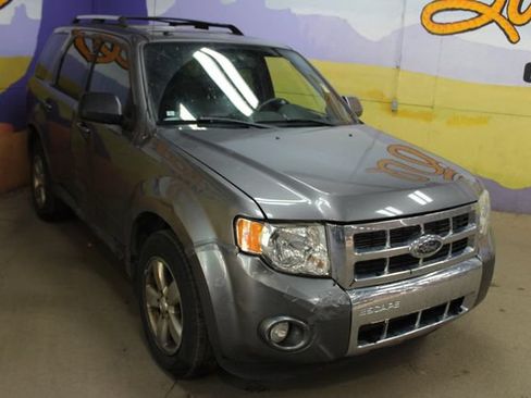 Used 2009 Ford Escape Limited FWD image 1