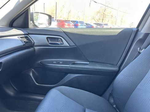 Used 2014 Honda Accord LX image 11