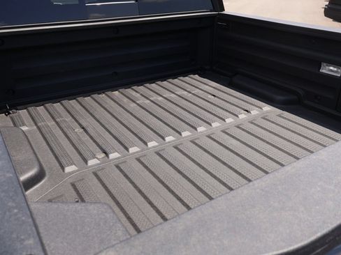 New 2026 Honda Ridgeline Black Edition image 9