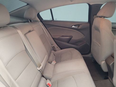 Used 2016 Chevrolet Cruze LT FWD image 19