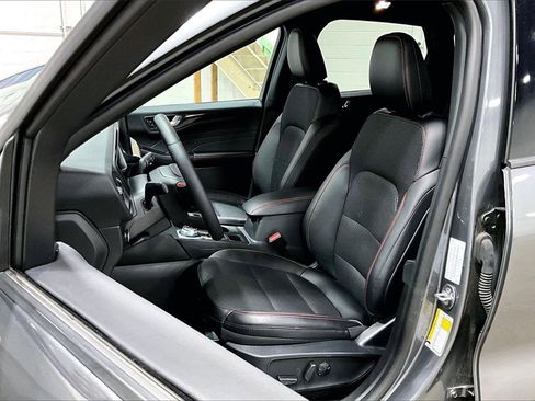 Certified 2025 Ford Escape ST-Line Select w/ Tech Pack #1 image 24