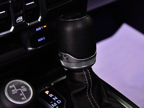 Used 2022 Jeep Wrangler Unlimited Sahara w/ Dual Top Group image 21