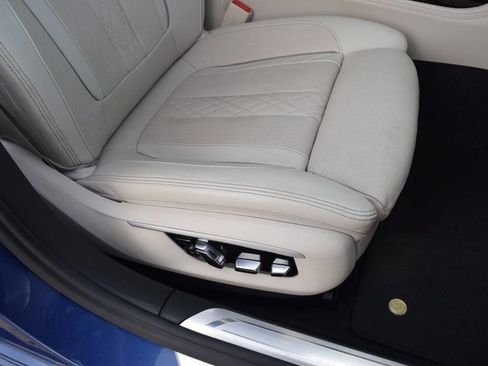 Used 2017 BMW ALPINA B7 xDrive image 52