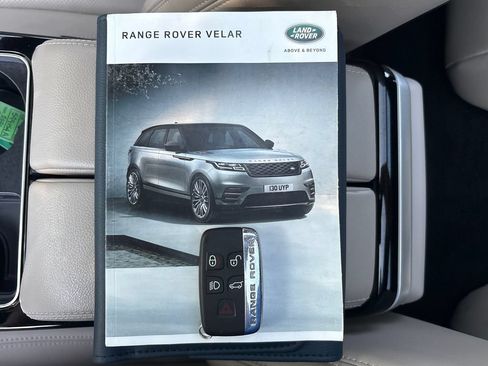 Used 2020 Land Rover Range Rover Velar R-Dynamic S AWD/4WD image 22