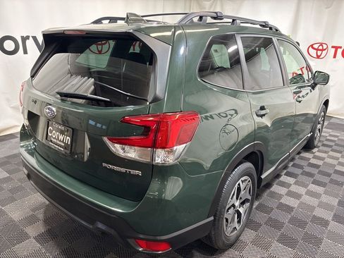 Used 2022 Subaru Forester Premium AWD/4WD image 8