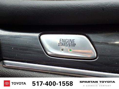Used 2018 Buick Enclave Essence FWD image 23