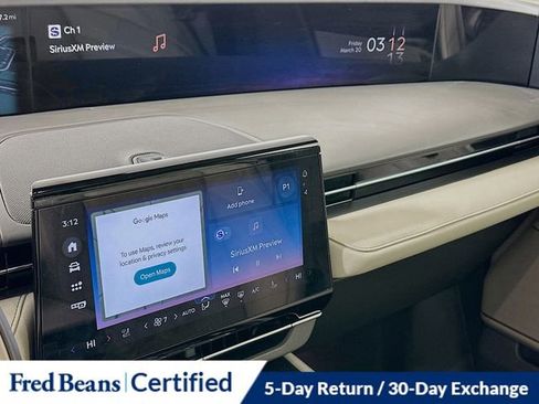 Used 2024 Lincoln Nautilus Premier w/ Equipment Group 102A image 17