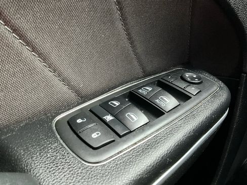 Used 2021 Dodge Charger R/T w/ Performance Handling Group RWD image 18