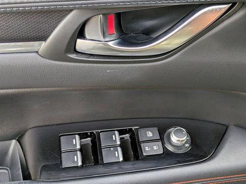 Certified 2024 MAZDA CX-5 Carbon Edition image 12