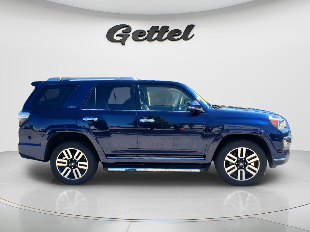 Used 2023 Toyota 4Runner Limited AWD/4WD image 4