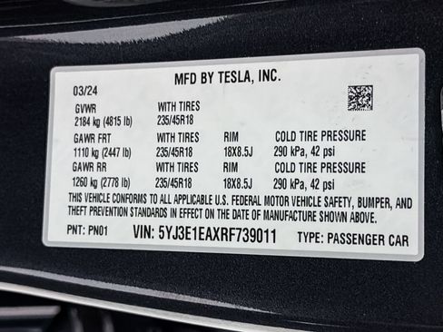 Used 2024 Tesla Model 3 Standard Range RWD image 25