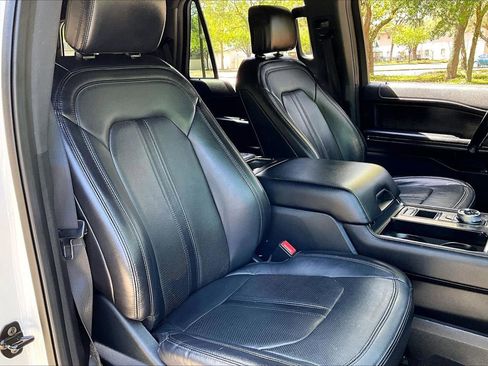 Used 2020 Ford Expedition Limited RWD image 29