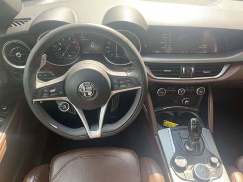 Used 2019 Alfa Romeo Stelvio Ti Sport w/ Quick Order Package 22S Sport AWD/4WD image 2