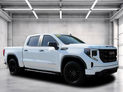 Used 2023 GMC Sierra 1500 Pro w/ Graphite Edition