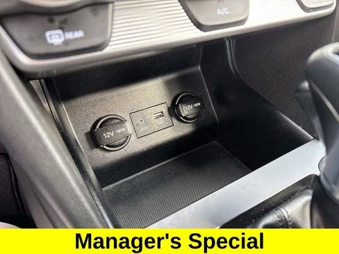 Used 2019 Hyundai Elantra SE w/ Cargo Package image 24