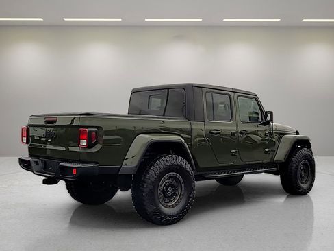 Used 2023 Jeep Gladiator Willys image 8