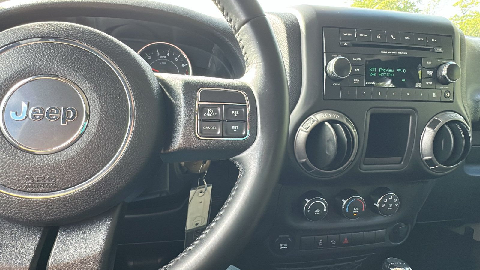 Used 2017 Jeep Wrangler Unlimited Sport w/ Connectivity Group AWD/4WD image 16