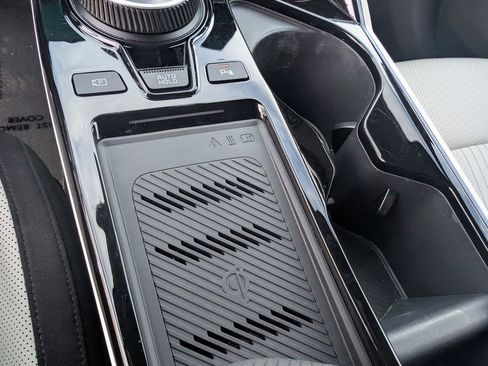 Certified 2024 Kia EV6 GT-Line w/ GT-Line White Seat Package image 29