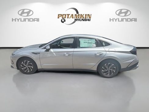 New 2026 Hyundai Sonata Blue FWD image 8