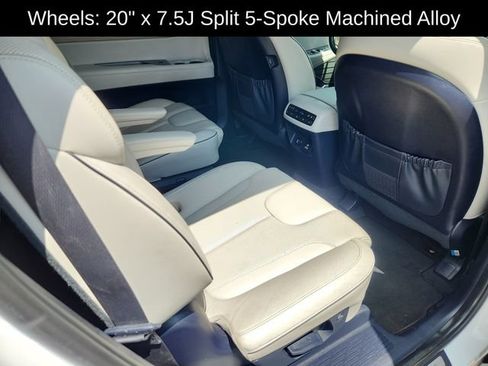 Used 2022 Hyundai Palisade Limited AWD/4WD image 30