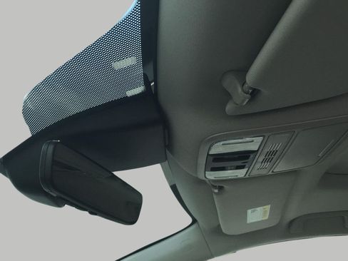 Used 2025 Honda Odyssey EX-L image 16
