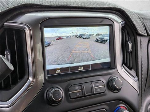 Used 2022 Chevrolet Silverado 1500 LT w/ Convenience Package II image 12