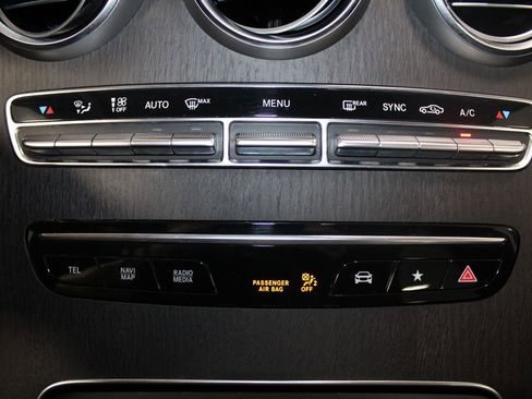 Used 2022 Mercedes-Benz GLC 300 image 48