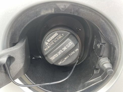 Used 2018 Kia Sportage LX w/ LX Popular Package image 7