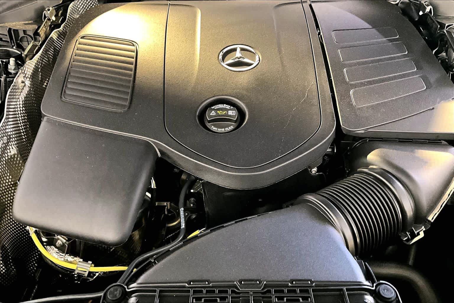 New 2026 Mercedes-Benz GLC 300 4MATIC image 14