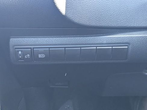 Used 2024 Toyota Corolla LE FWD image 57