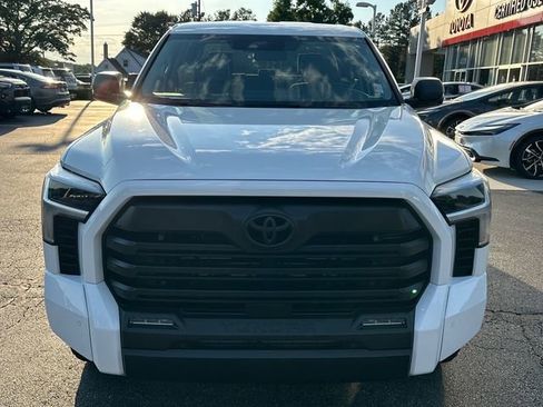 Used 2024 Toyota Tundra SR5 w/ SR5 Convenience Package AWD/4WD image 8