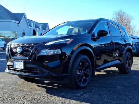 Certified 2023 Nissan Rogue SV w/ SV Premium B Package image 28